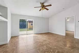 304 Jacksonville Ct, Kissimmee, FL 34759 - Photo 6