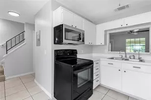 2037 Waterleaf St, Orlando, FL 32837 - Photo 4