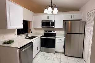 6508 Coral Cove Dr, Orlando, FL 32818 - Photo 2