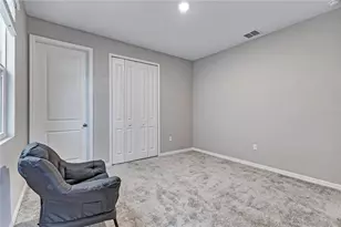 686 Heritage Sq Dr, Haines City, FL 33844 - Photo 16