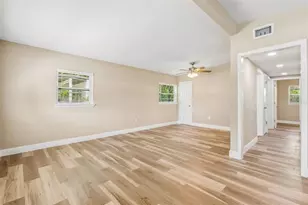 2821 W Amelia St, Orlando, FL 32805 - Photo 8