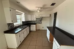 3608 Tam Dr, Orlando, FL 32808 - Photo 4