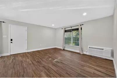 118 W America Street #2, Orlando, FL 32801 - Photo 8