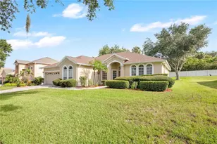 253 Beacon Pointe Dr, Ocoee, FL 34761 - Photo 2