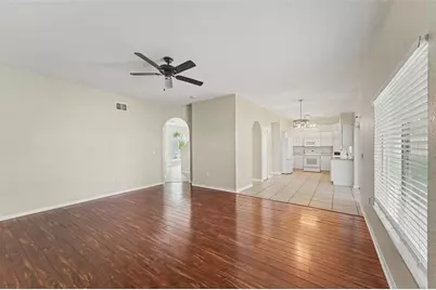 19431 Sandy Springs Circle, Lutz, FL 33558 - Photo 8