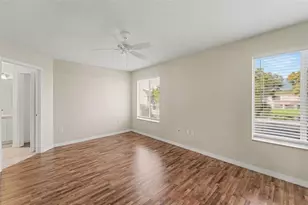19431 Sandy Springs Cir, Lutz, FL 33558 - Photo 10