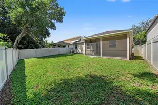1102 Canyon Oaks Dr, Brandon, FL 33510 - Photo 6