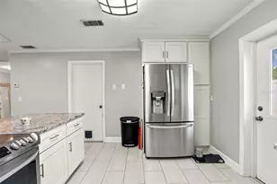 911 Alameda Dr, Longwood, FL 32750 - Photo 20