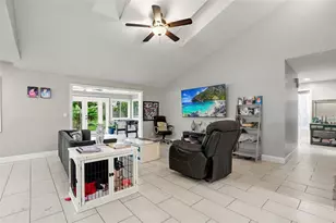 911 Alameda Dr, Longwood, FL 32750 - Photo 8