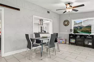 911 Alameda Dr, Longwood, FL 32750 - Photo 14
