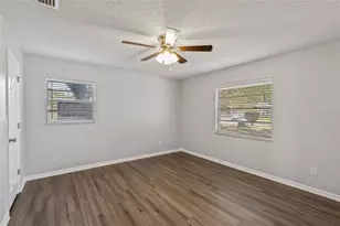 2711 N Dellwood Dr, Eustis, FL 32726 - Photo 2