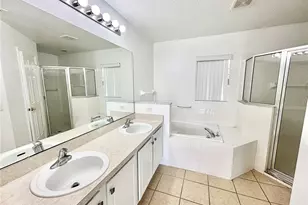 362 Aylesbury Ct, Kissimmee, FL 34758 - Photo 6