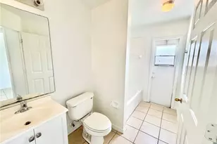 362 Aylesbury Ct, Kissimmee, FL 34758 - Photo 10