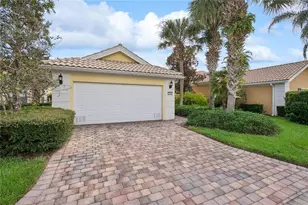 11962 Gennaro Ln, Orlando, FL 32827 - Photo 4