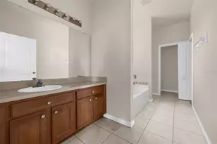 1755 Royal Ridge Dr, Davenport, FL 33896 - Photo 6