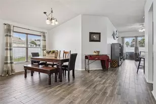 2611 Brookshire Ct, Kissimmee, FL 34746 - Photo 10