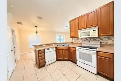 10438 Vista Pines Loop, Clermont, FL 34711 - Photo 2