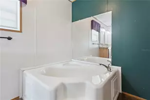 33525 Linda Dr, Leesburg, FL 34788 - Photo 26