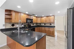 7813 Saranac Ct, Orlando, FL 32835 - Photo 18