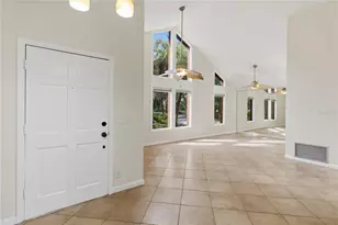 7813 Saranac Ct, Orlando, FL 32835 - Photo 8