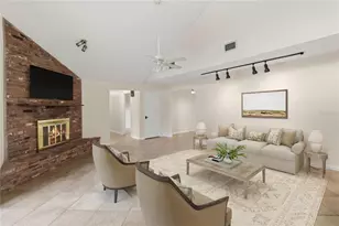 7813 Saranac Ct, Orlando, FL 32835 - Photo 12