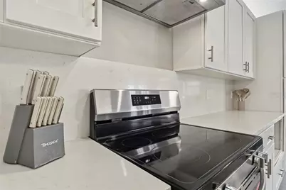 9102 Floribunda Drive, Orlando, FL 32818 - Photo 14