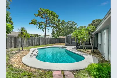 2983 Ontario Circle W, Melbourne, FL 32935 - Photo 34