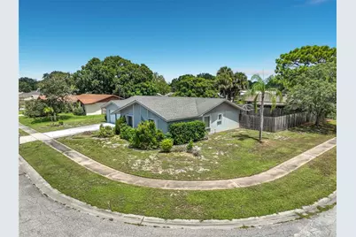 2983 Ontario Circle W, Melbourne, FL 32935 - Photo 4