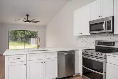 7681 Timber River Circle, Orlando, FL 32807 - Photo 8