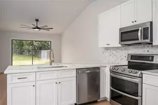 7681 Timber River Cir, Orlando, FL 32807 - Photo 8