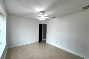 8120 Lesia Cir, Orlando, FL 32835 - Photo 12