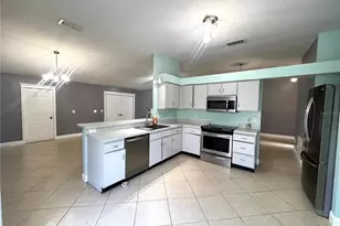 8120 Lesia Cir, Orlando, FL 32835 - Photo 6