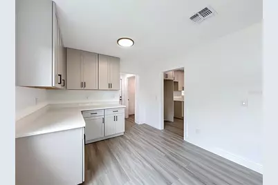 3202 Tradewinds Trail, Orlando, FL 32805 - Photo 10