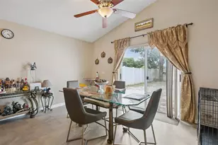 10044 Richardson Ct, Orlando, FL 32825 - Photo 4