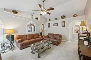 10044 Richardson Ct, Orlando, FL 32825 - Photo 2