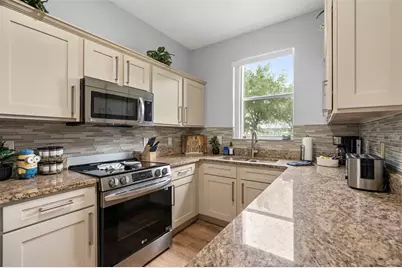 550 Calabria Avenue, Davenport, FL 33897 - Photo 10