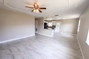 121 Inwood Cir, Brandon, FL 33510 - Photo 8