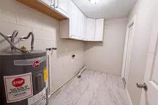 121 Inwood Cir, Brandon, FL 33510 - Photo 14