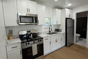 612 N Hampton Ave, Orlando, FL 32803 - Photo 8