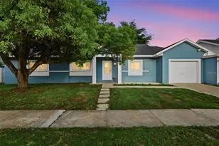 8405 Oak Bluff Dr, Orlando, FL 32827 - Photo 2