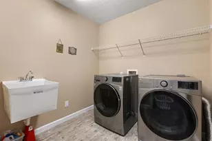 2427 Liner Ave, Apopka, FL 32703 - Photo 16