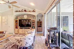 108 Oak Knolls Cir, Sebring, FL 33876 - Photo 8