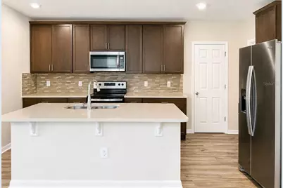 17124 Cagan Crossings Boulevard, Clermont, FL 34714 - Photo 4