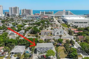 208 N Halifax Ave, Daytona Beach, FL 32118 - Photo 2
