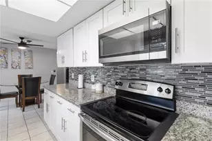 12927 Montana Woods Ln, Orlando, FL 32824 - Photo 14