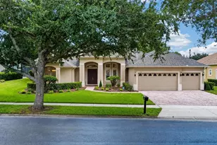 3715 Sir Andrew St, Orlando, FL 32835 - Photo 2