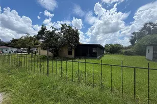 601 Wiggins Ct, Plant City, FL 33563 - Photo 6