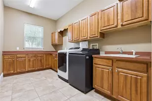 1738 Brackenhurst Pl, Lake Mary, FL 32746 - Photo 32