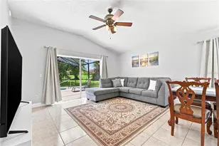 2537 Chatham Cir, Kissimmee, FL 34746 - Photo 4
