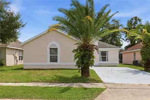 2537 Chatham Cir, Kissimmee, FL 34746 - Photo 6